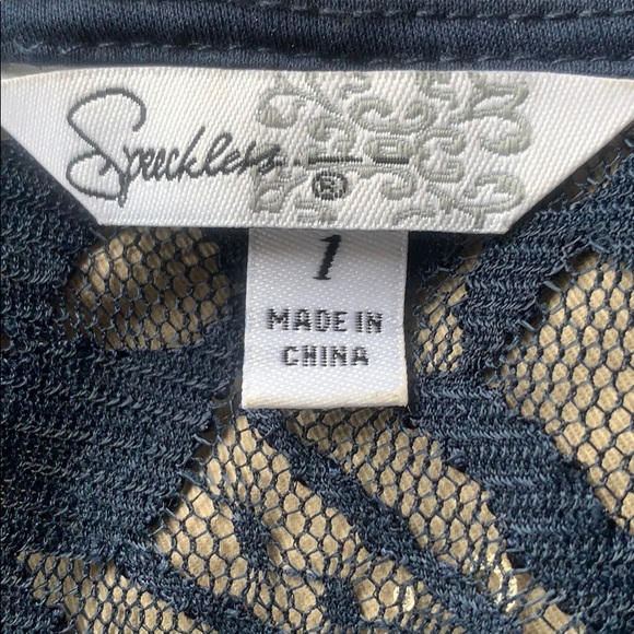 Dress - Picture 9 of 9